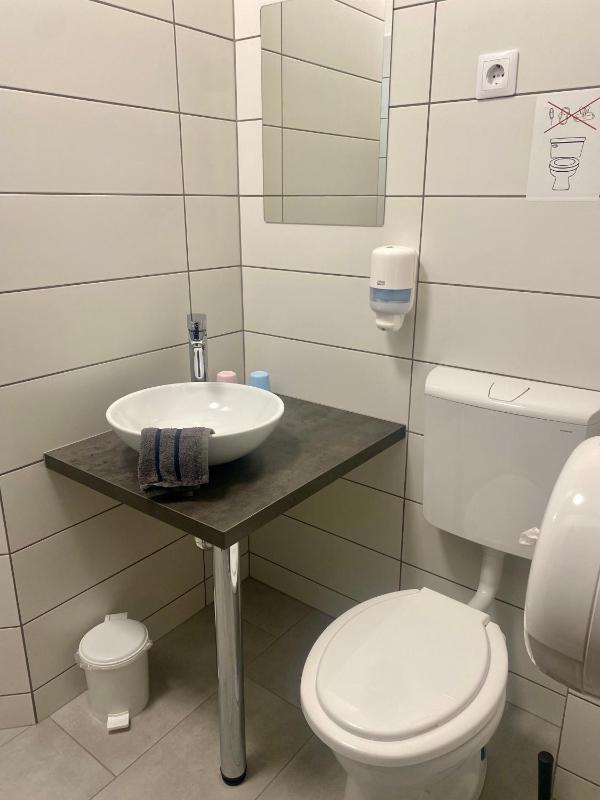 Standard Triple Room image 1