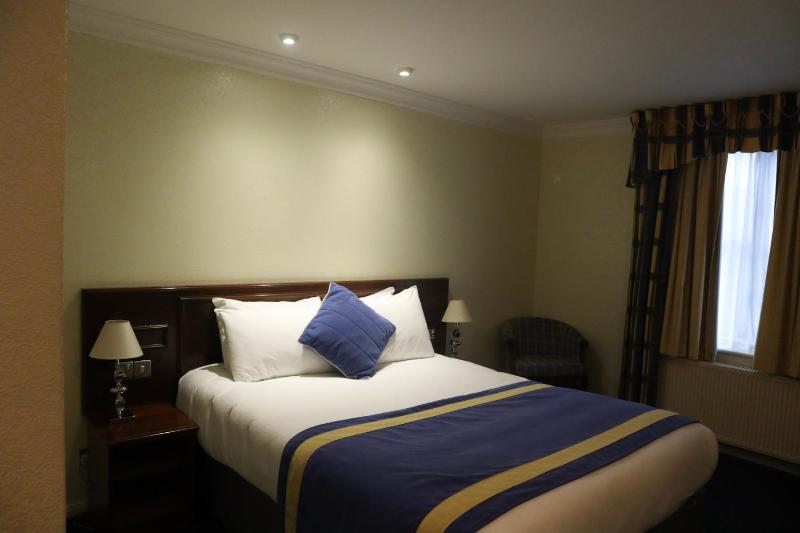Executive Double Room image 1