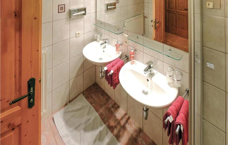 Two-Bedroom Apartment image 3