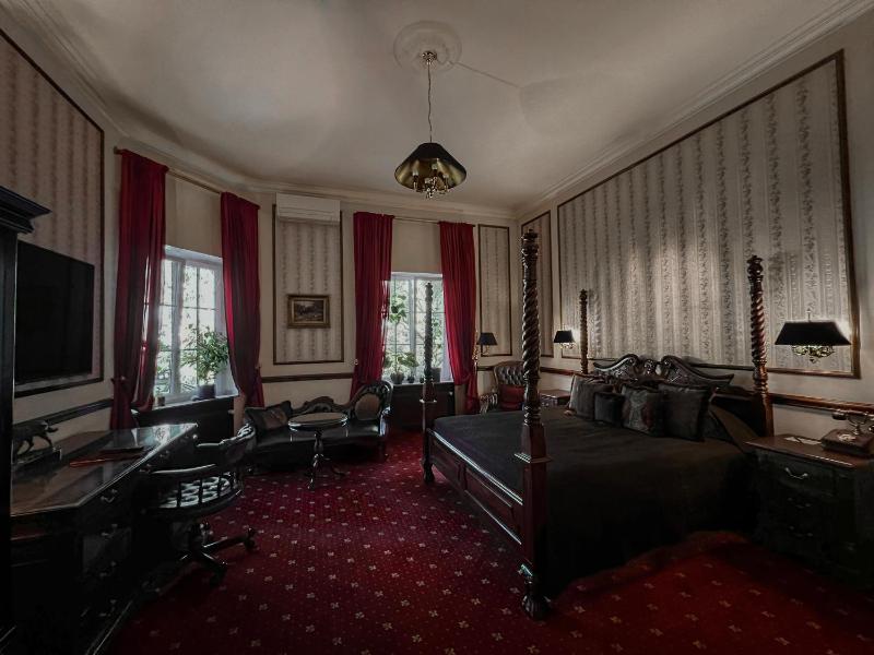 Junior Suite 28 image 2