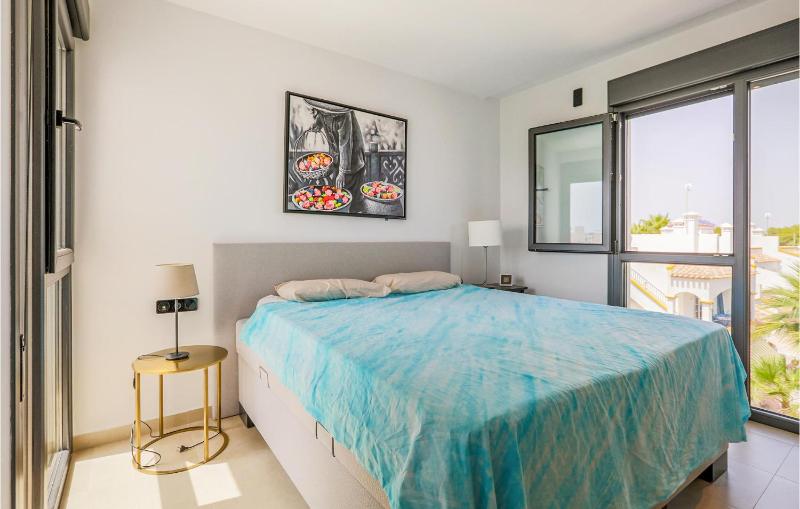 Gorgeous Apartment In Orihuela With Sauna - image 5
