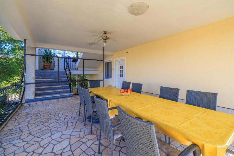 Apartment image 3