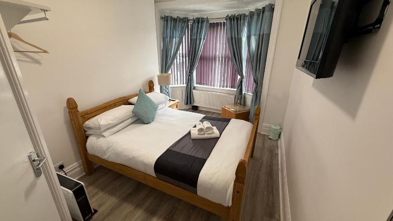 Standard Double Room image 1