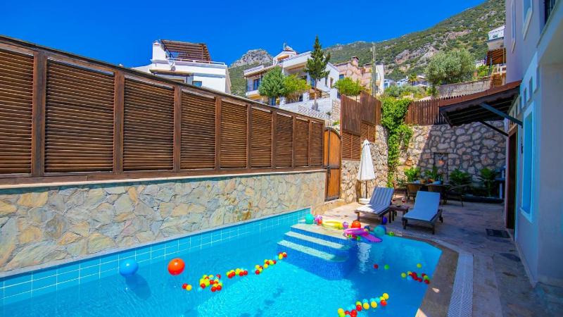 Kalkan Kiziltas 4 Bedroom Villa with Pool - image 1