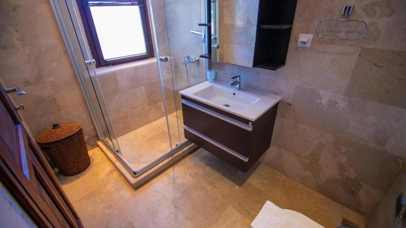 Kalkan Kiziltas 4 Bedroom Villa with Pool - image 16