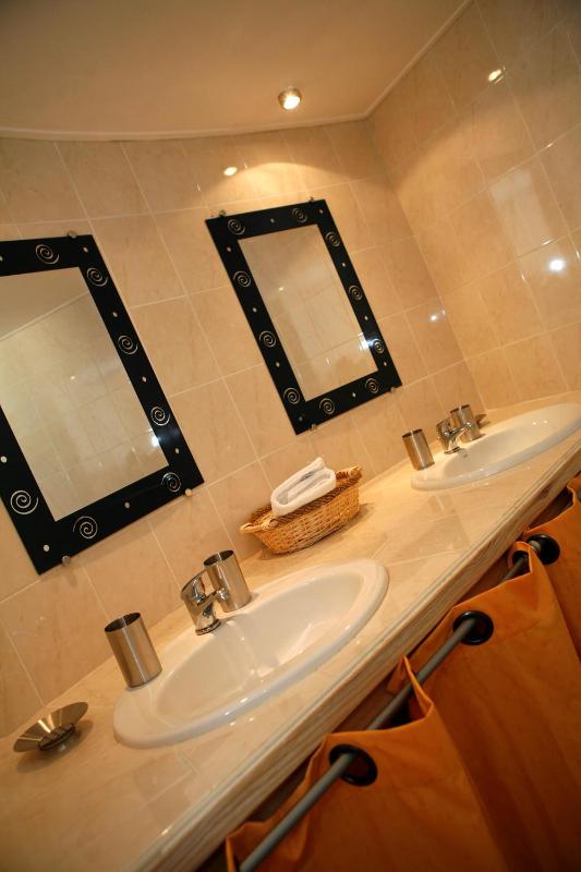 Two-Bedroom Suite image 2