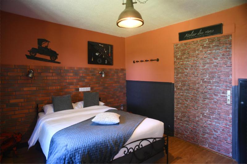 Standard Double Room image 1