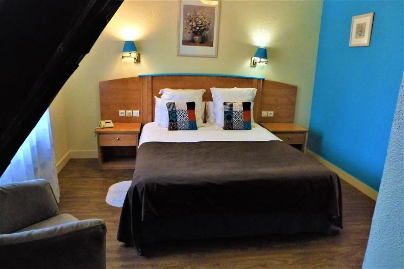Family Double Room image 3