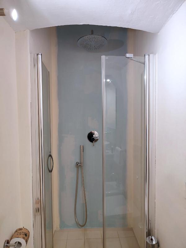 Economy Double Room image 4