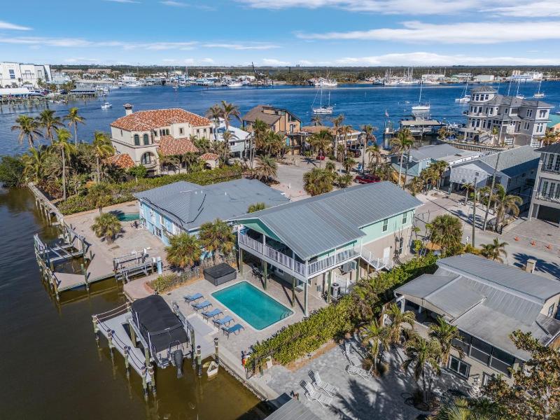 265 Beautiful Canal Front Home Heated Pool home - image 29