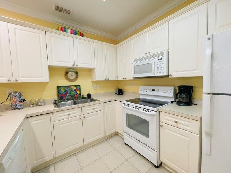 Enjoy the comfort of this amazing place - image 42