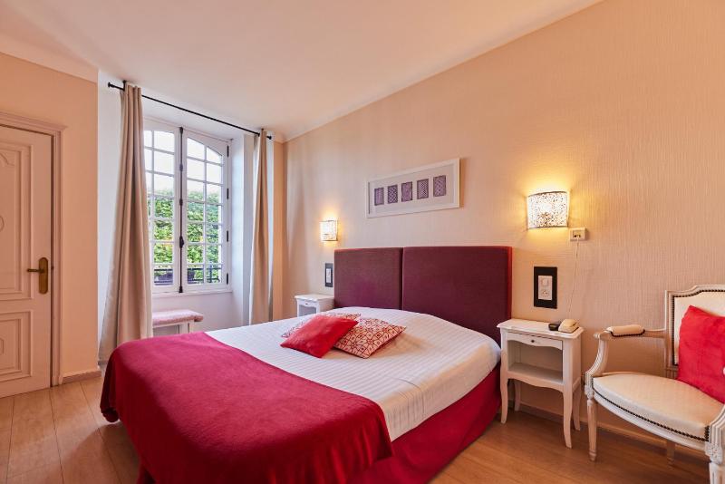 Superior Double Room image 3