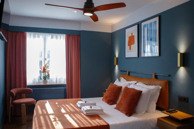 Double Room with Private Bathroom image 2