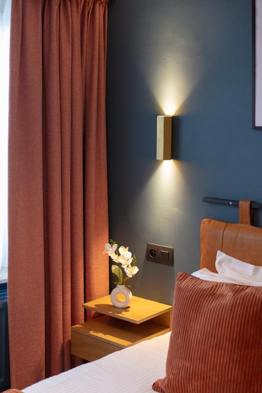 Double Room with Private Bathroom image 3