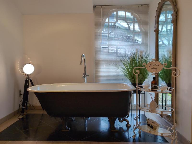 Suite image 2
