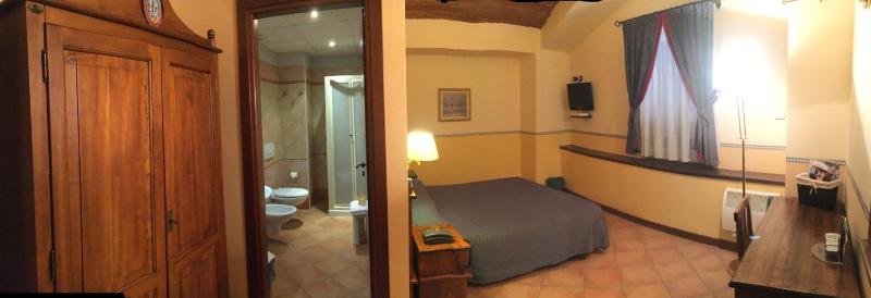 Single Room image 2