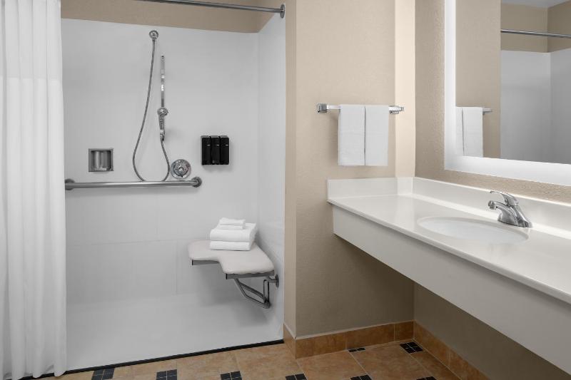 Studio Suite - Disability Access with Roll In Shower image 2