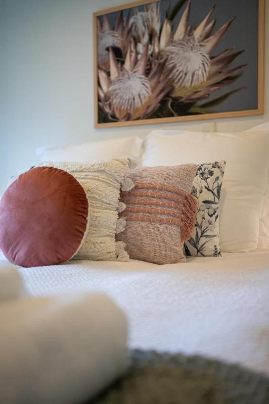 Iles Inn - image 27
