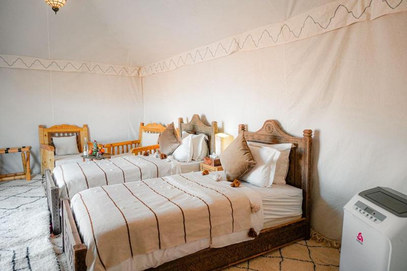 desert camp sahara luxury - image 1
