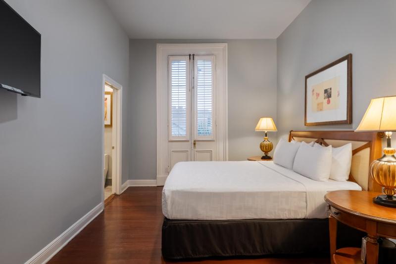 New Orleans Courtyard Hotel by the French Quarter - image 12