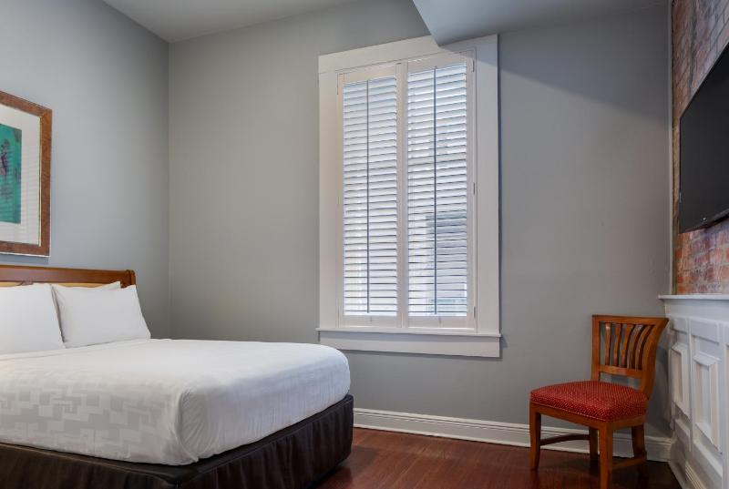 New Orleans Courtyard Hotel by the French Quarter - image 3