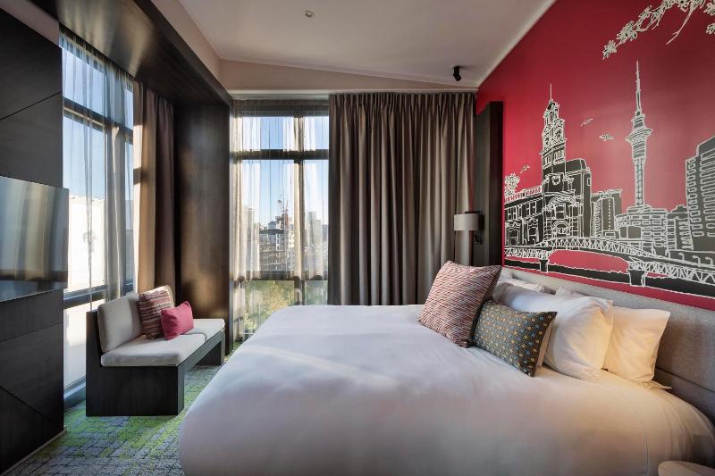 Mercure Auckland Queen Street - image 14