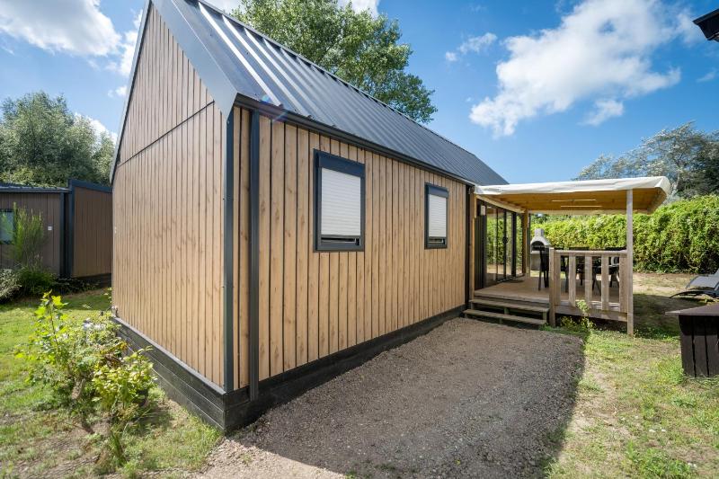 Luxe Chalet 3 image 2