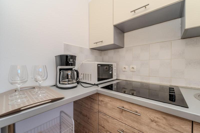 Natalija modern apartment for 4 - image 14