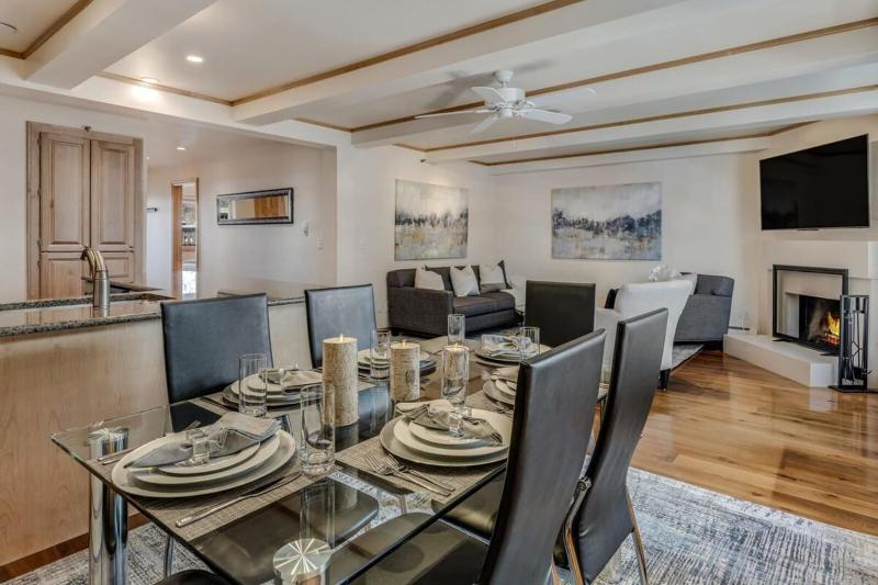 New Listing 2BR 2BA Condo - Mountain Views - image 14