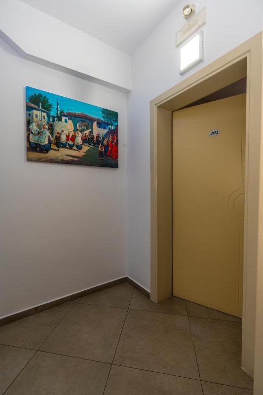 Hotel Shkodra L - image 10
