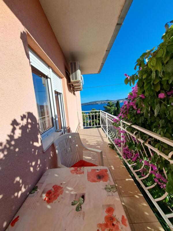 Apartment with Balcony image 2