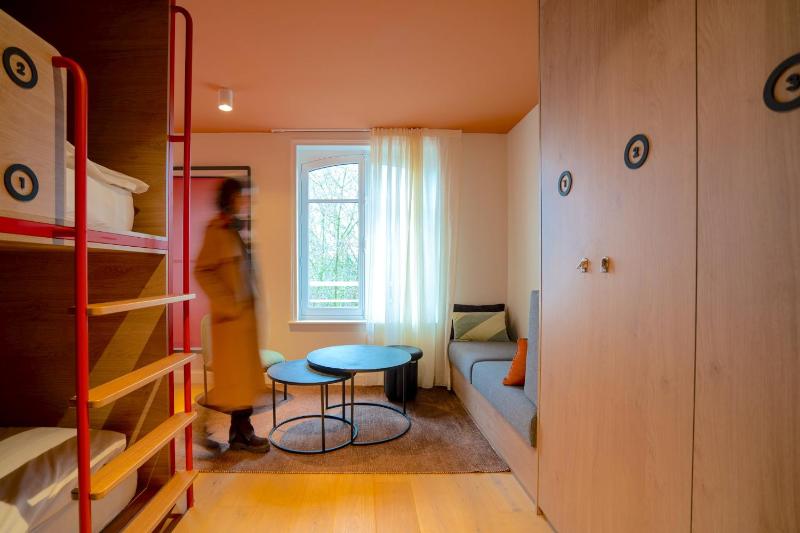 CENTRAL Hostel Lille Centre - image 8