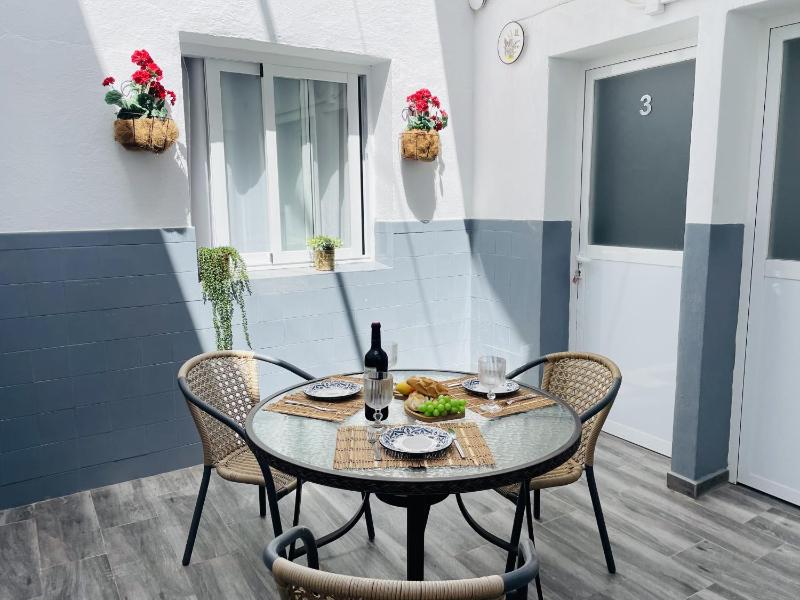 Apartamento Alboran en el centro de Nerja - image 9