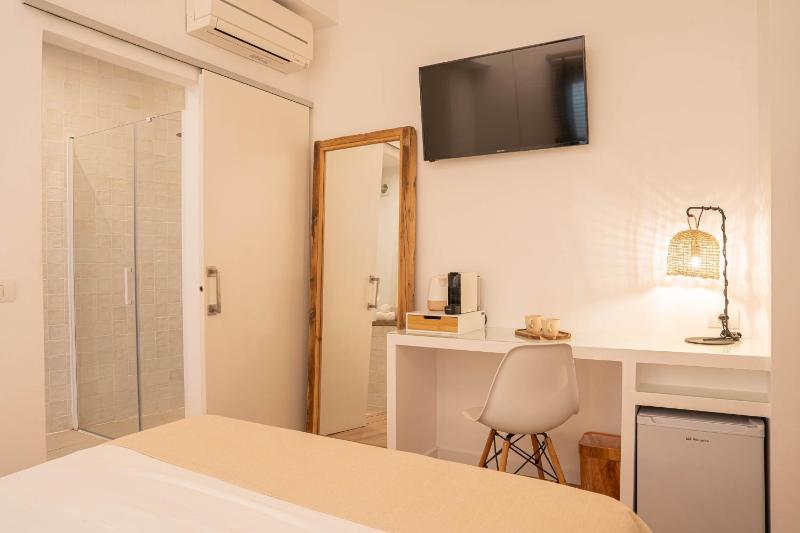 Hotel Los 5 Sentidos - image 18