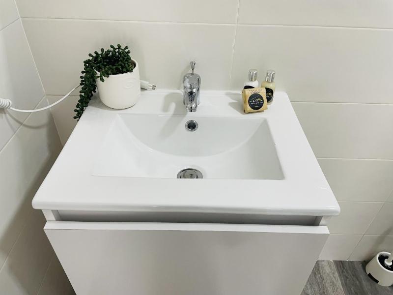 Apartamento Alboran en el centro de Nerja - image 28