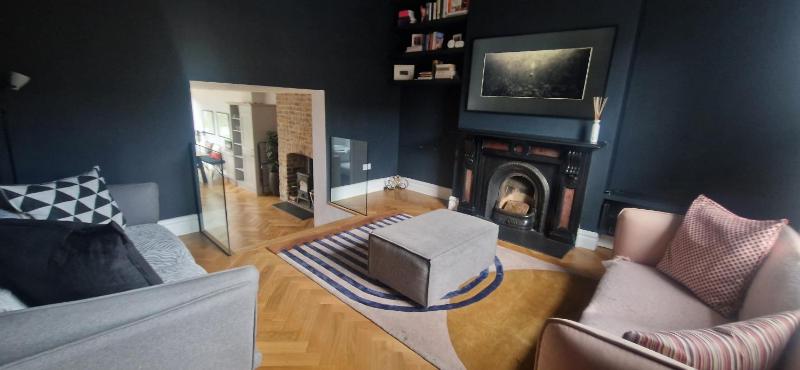 Extended 3BD SplitLevel Cottage in Popular Village - image 1