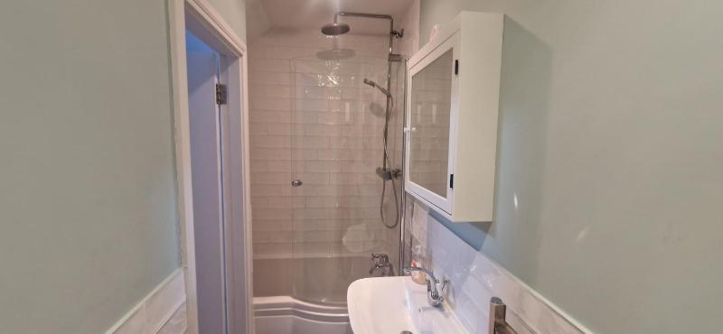 Extended 3BD SplitLevel Cottage in Popular Village - image 13