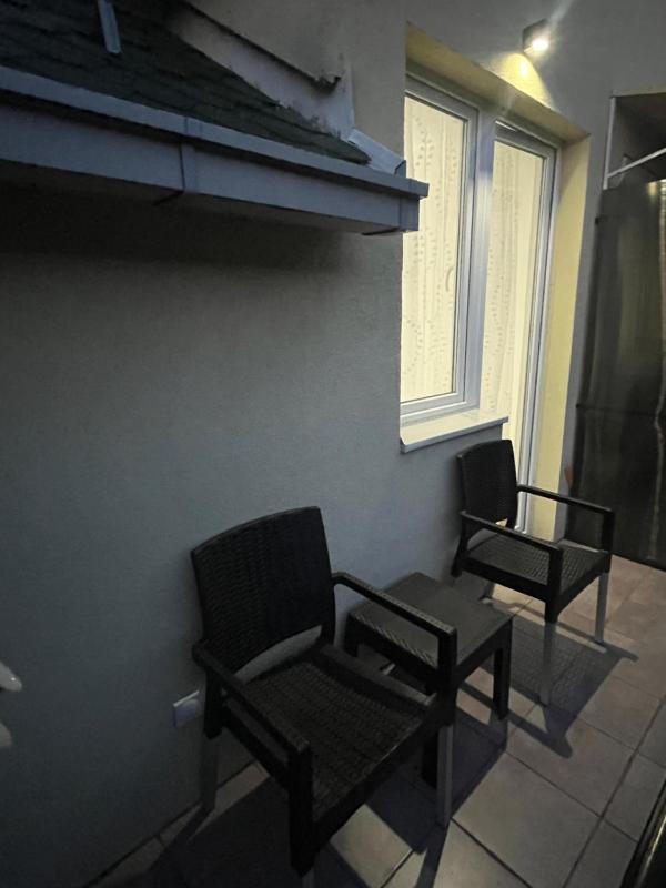 Central Duplex Apartment - image 2