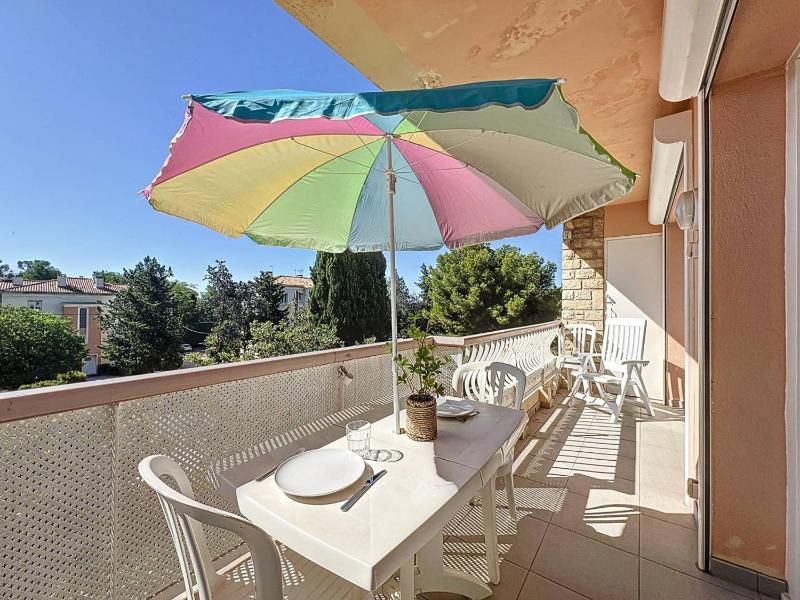Appartement T2 lumineux proche plage avec parking privé - FR-1-770-27 - image 13