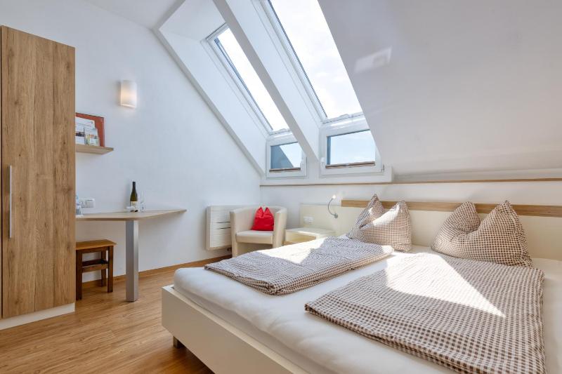 Standard Double Room image 1