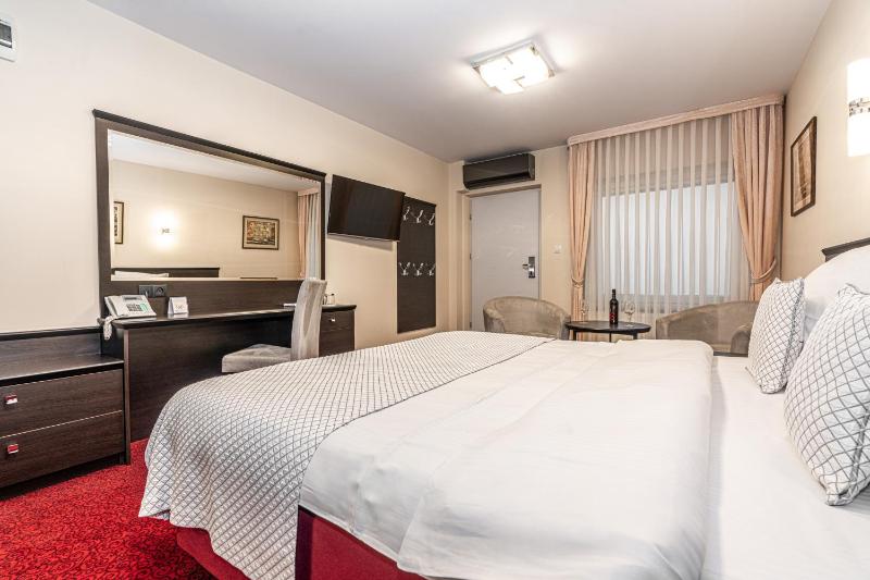 Junior Suite image 3