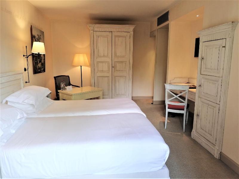 Single or Double Room image 2