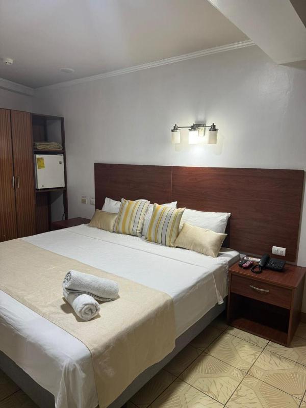 Hostal Bicentenario - image 11