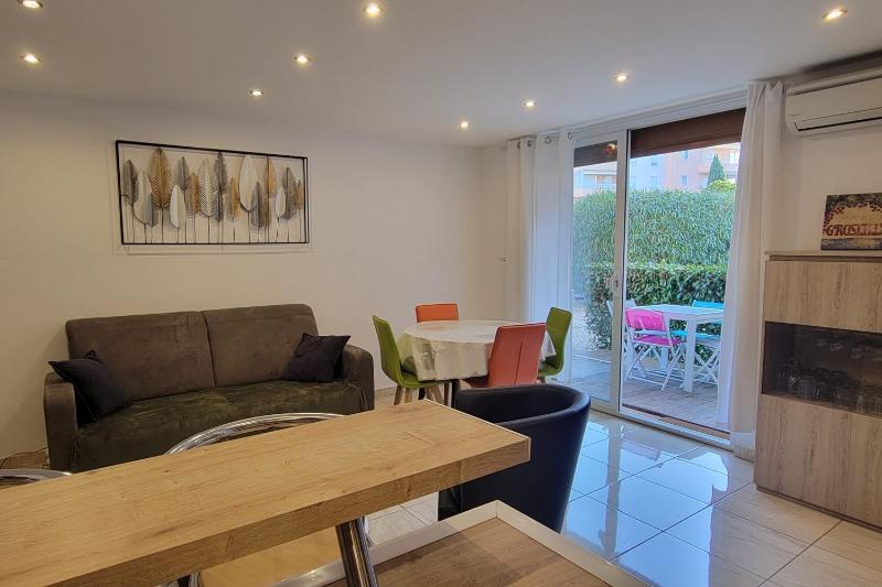 Charming T2 100 meters from the beach - image 26