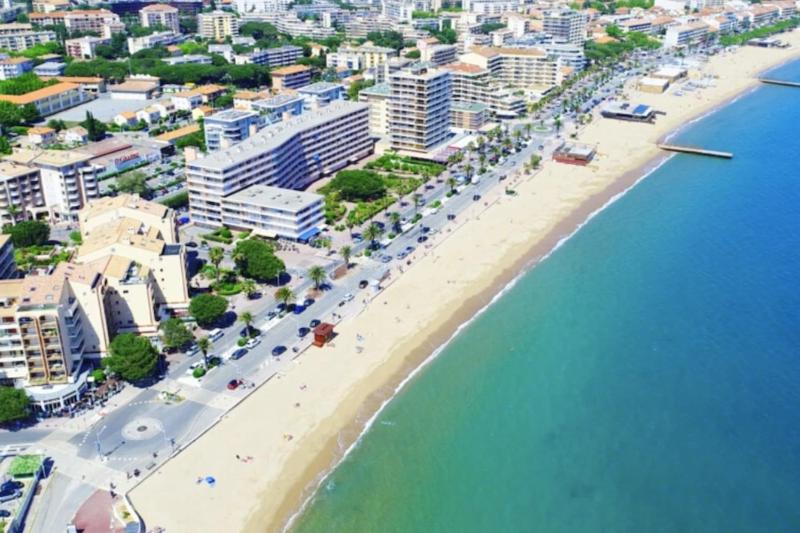 Charming T2 100 meters from the beach - image 13