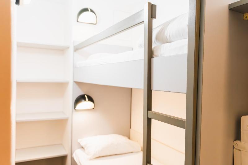 Apartment 8-10 people image 3