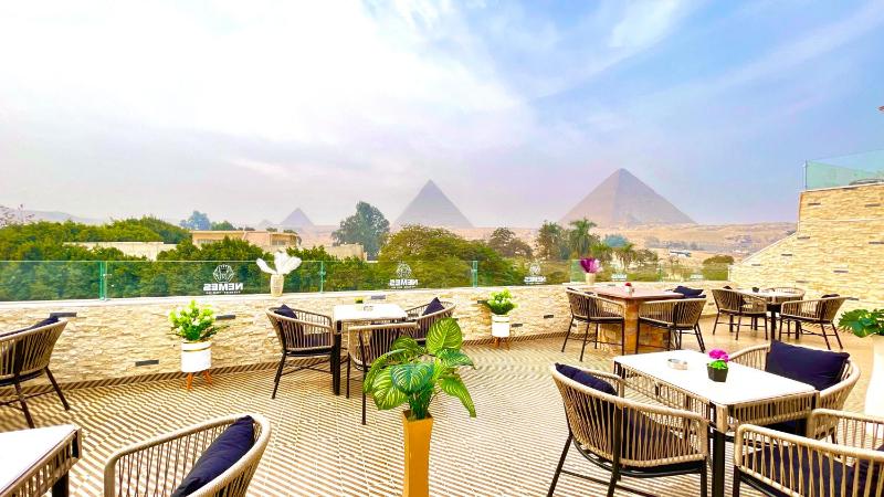 Nemes Pyramids View INN - image 8