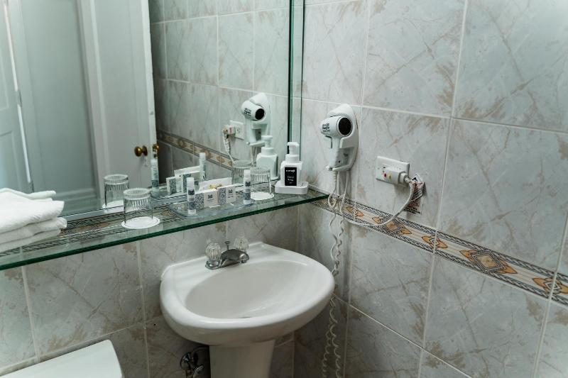 King Suite with Lake View image 3