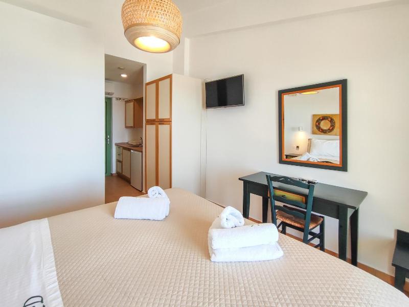 Hotel Dafni - image 39