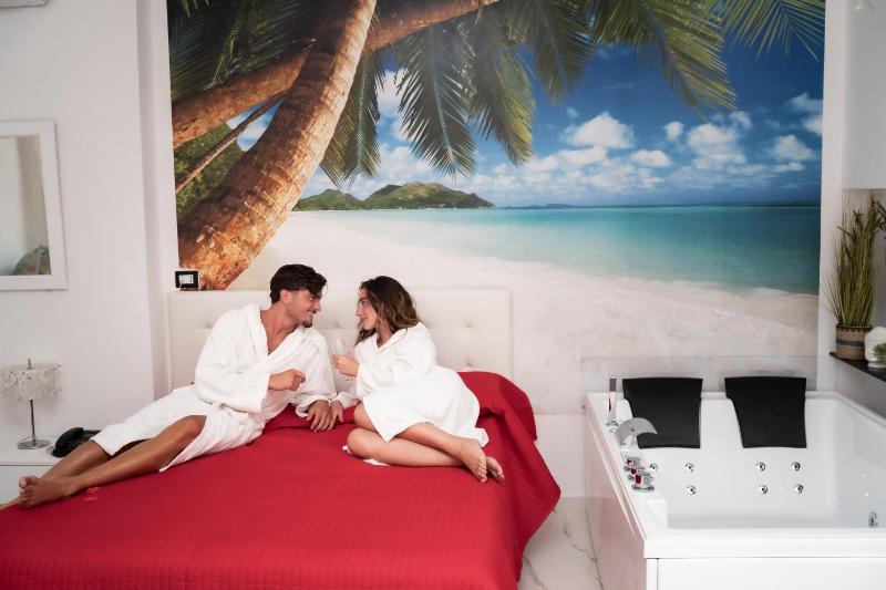 Junior Suite with Sauna image 3